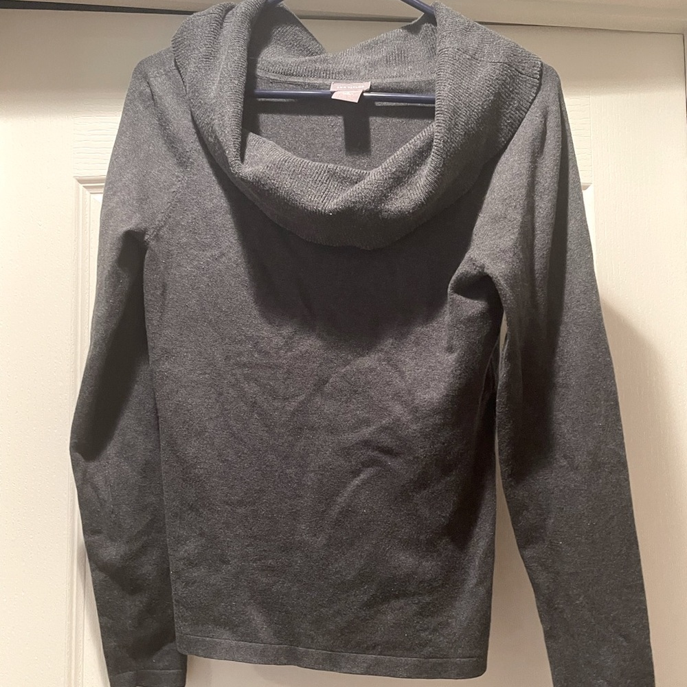 Long sleeve cow neck